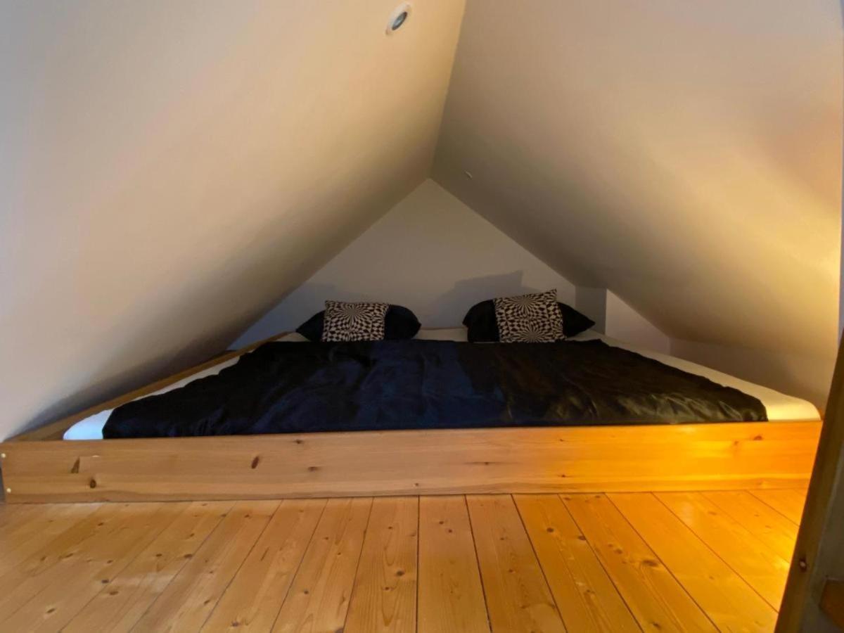 דירות לוקט Apartman Hubertus מראה חיצוני תמונה